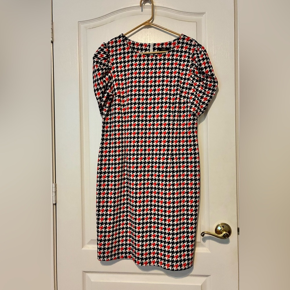 Ile New York Houndstooth Shift Dress in Black, White & Red Size 12